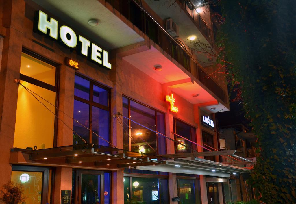 Hotel Berito Momtschilgrad Exterior foto