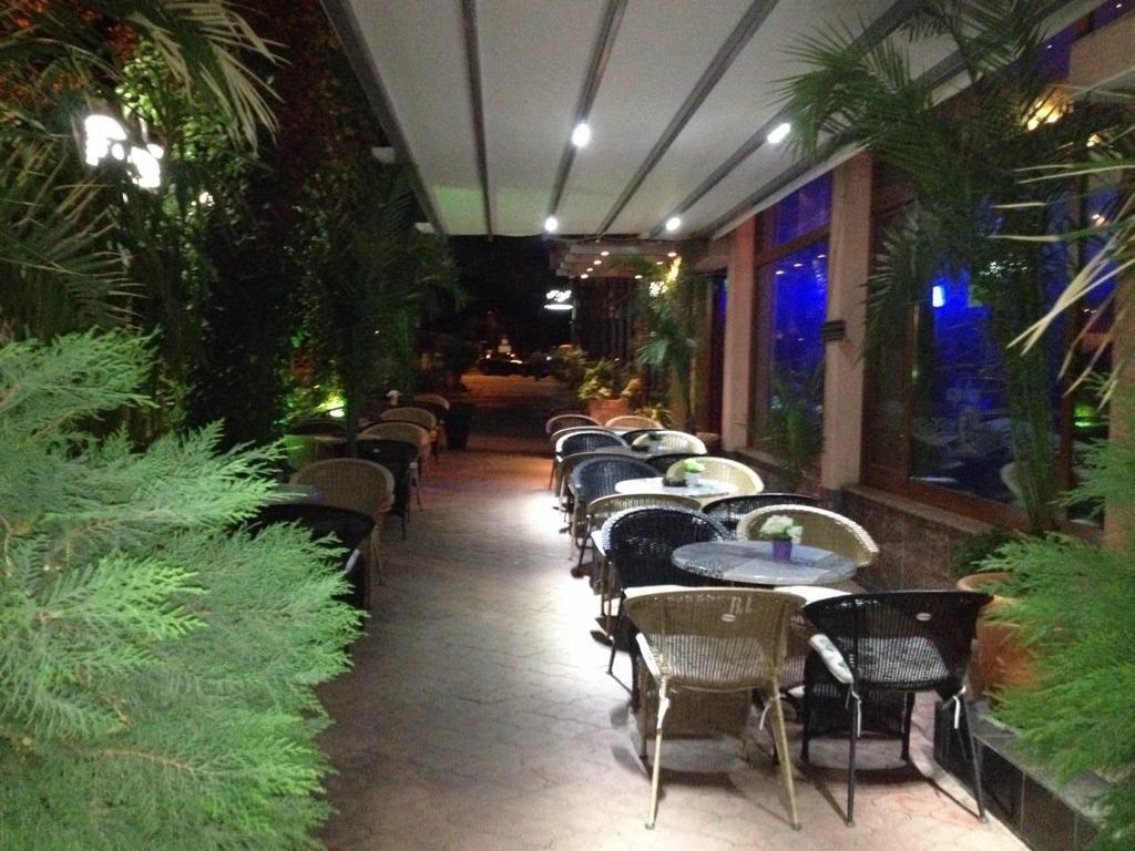 Hotel Berito Momtschilgrad Exterior foto
